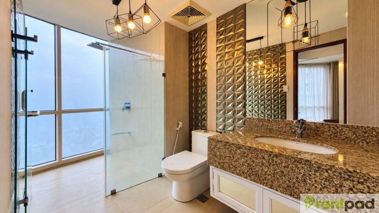 Central Park West condo in BGC — photo 6