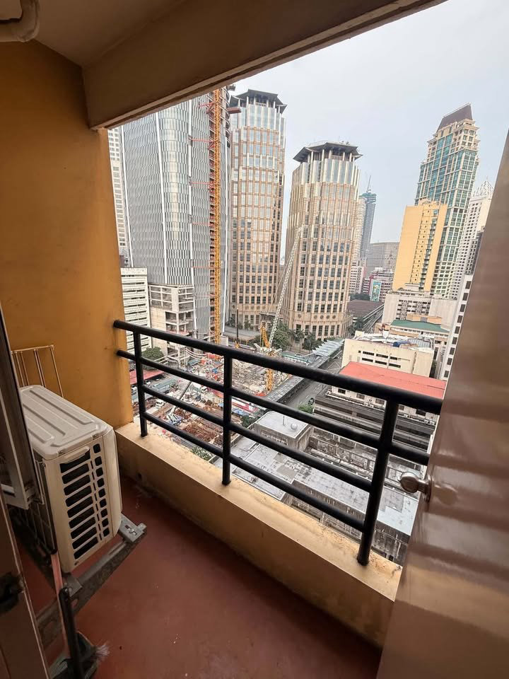 Rada Regency condo in Makati — photo 9