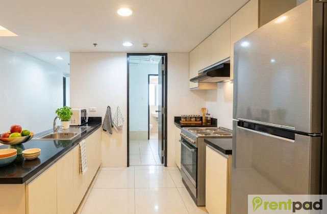 Solstice Tower condo in Makati — photo 6