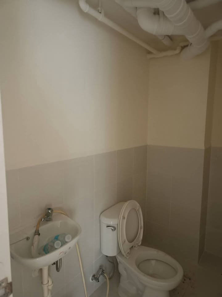 Urban Deca Homes Manila condo in Manila — photo 3