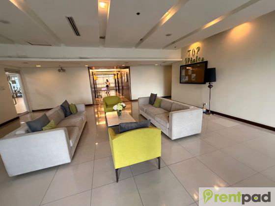 Twin Oaks Place condo in Mandaluyong — photo 14