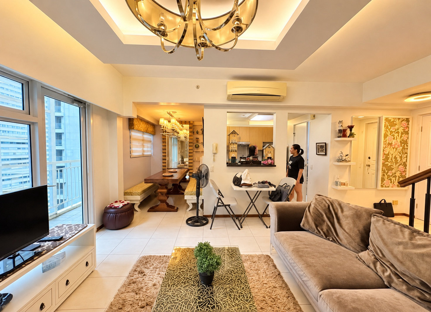 Two Serendra Encino (Mid Rise) condo in BGC — photo 3