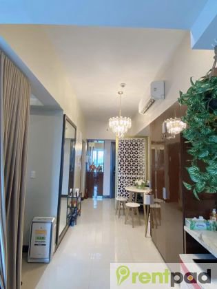 Uptown Parksuites condo in BGC — photo 2