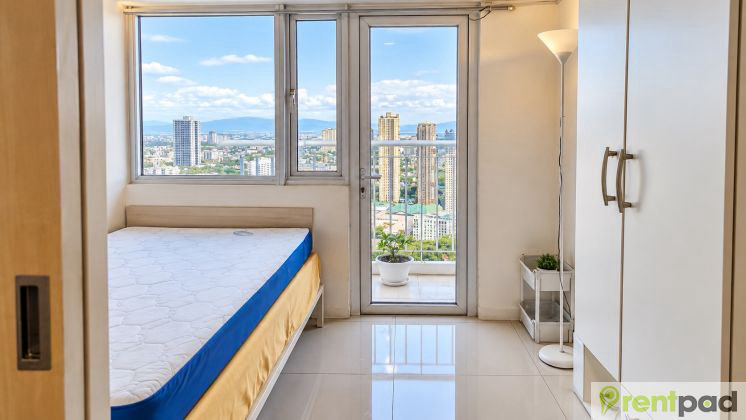 SM Light Residences condo in Mandaluyong — photo 5