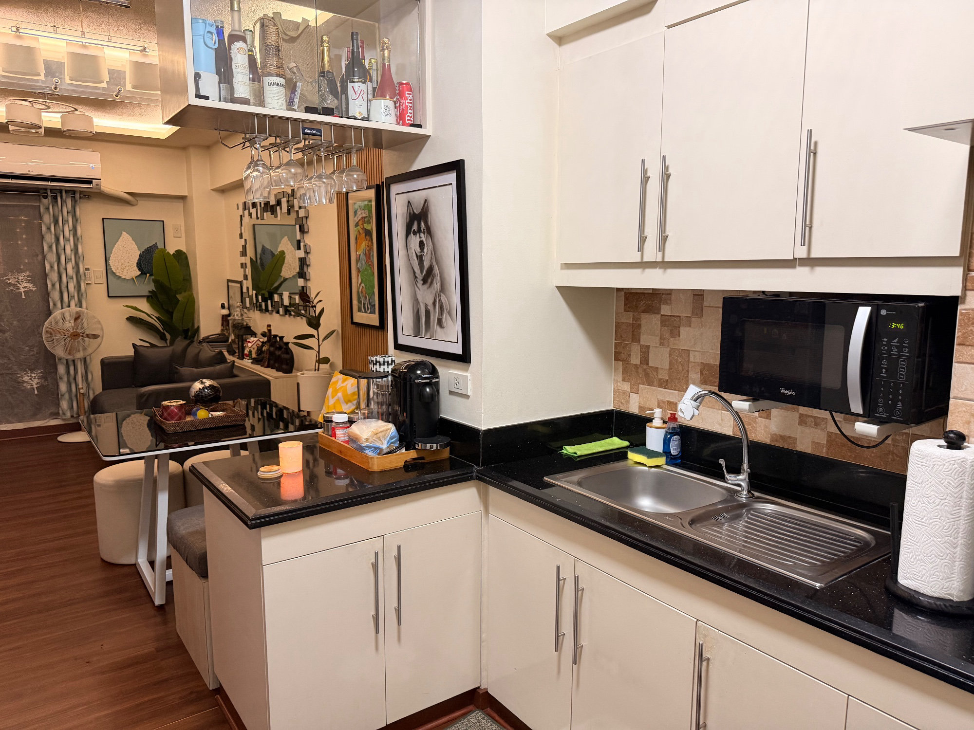 Flair Towers condo in Mandaluyong — photo 7
