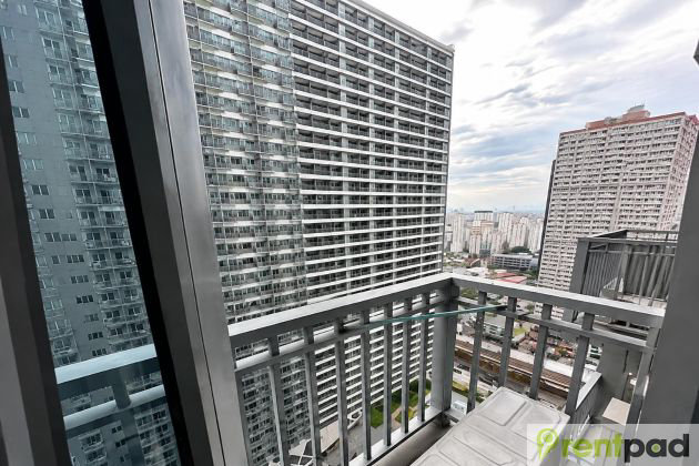 Fame Residences condo in Mandaluyong — photo 4