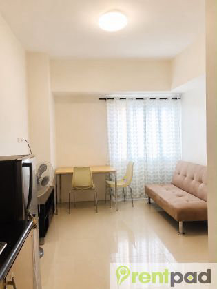 SM Light Residences condo in Mandaluyong — photo 2