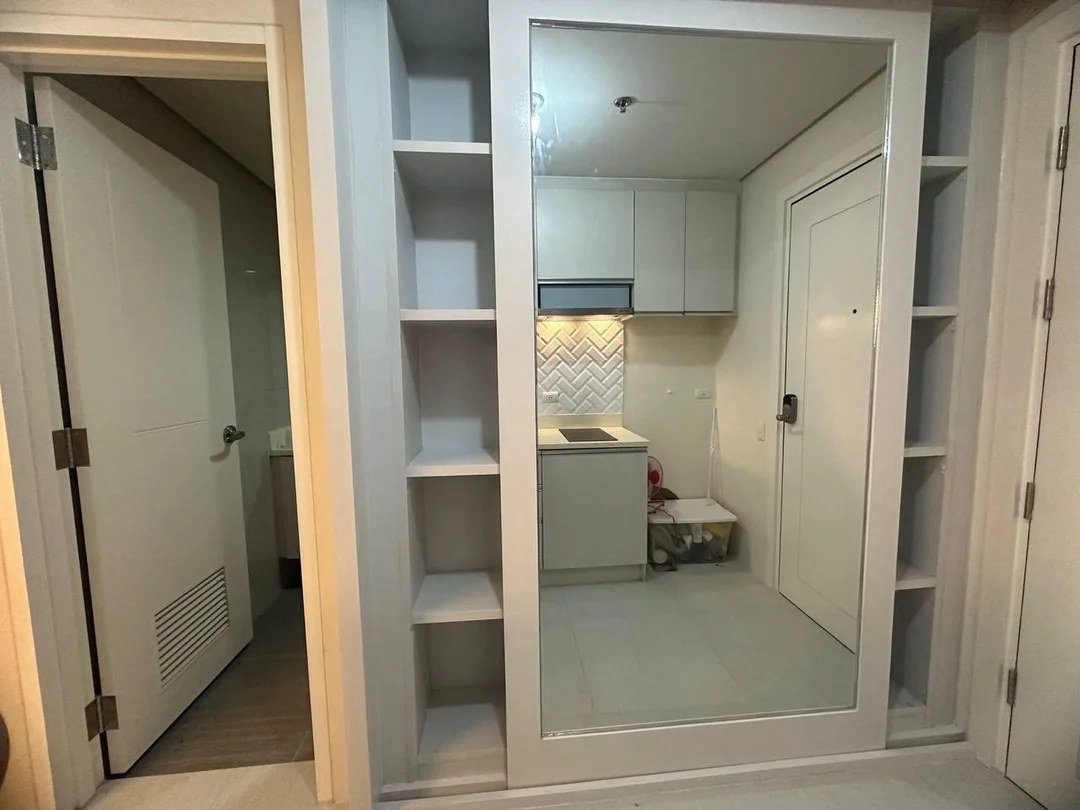 Twin Oaks Place East Tower condo in Mandaluyong — photo 8