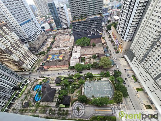 Flair Towers condo in Mandaluyong — photo 3