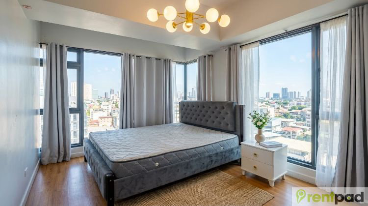 Solstice Tower condo in Makati — photo 2