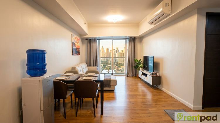 Solstice Tower condo in Makati — photo 5