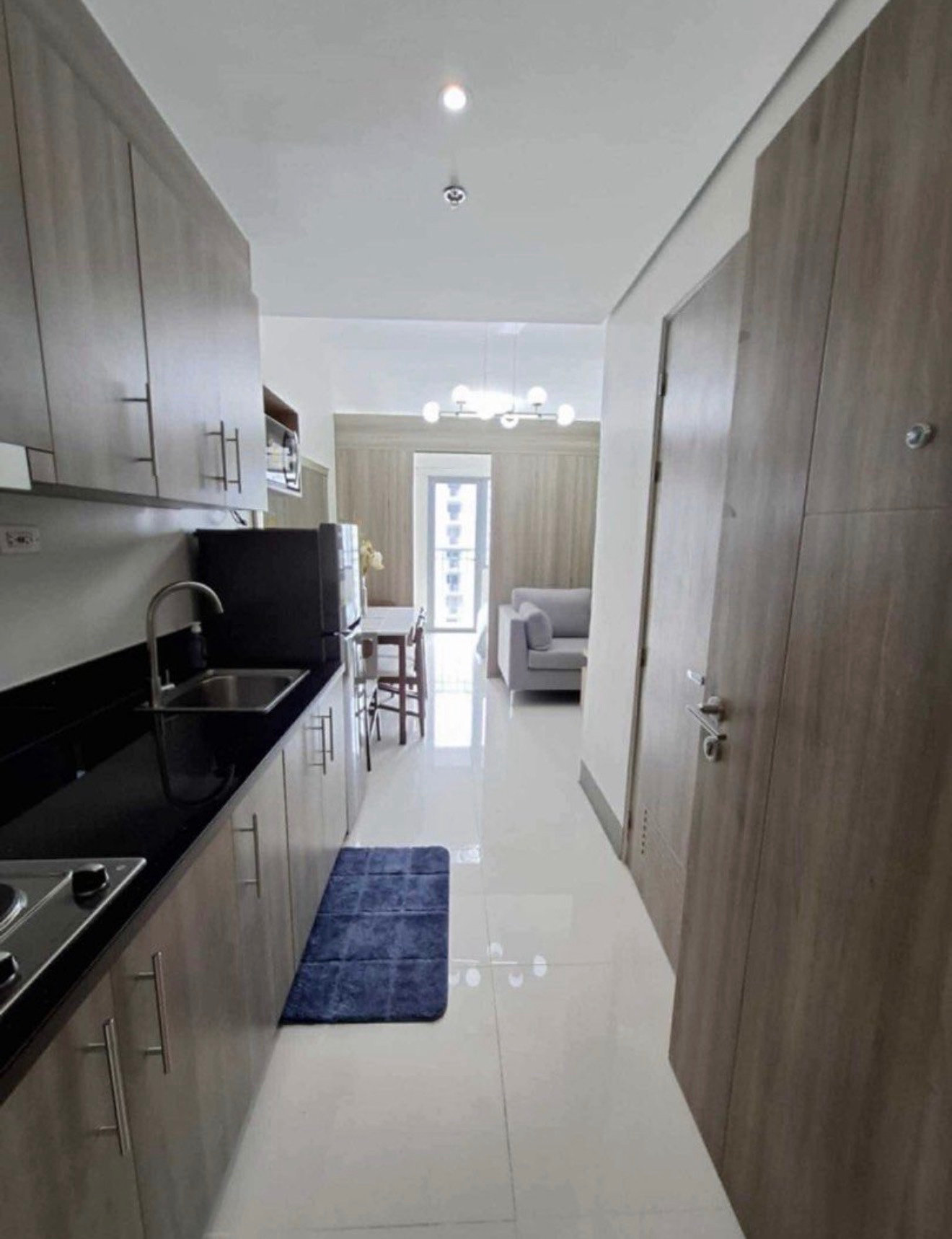 Fame Residences condo in Mandaluyong — photo 2