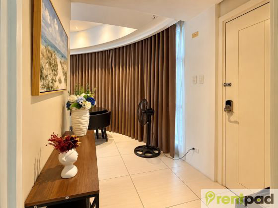 Twin Oaks Place condo in Mandaluyong — photo 5